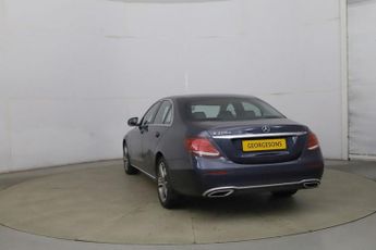 MERCEDES-BENZ E-CLASS 2.0 E220d SE Saloon 4dr Diesel G-Tronic+ Euro 6 (s/s) (194 ps)