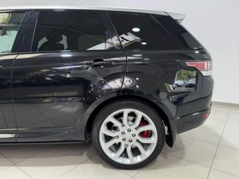 LAND ROVER RANGE ROVER SPORT 3.0 SD V6 Autobiography Dynamic SUV 5dr Diesel Auto 4WD Euro 6 (