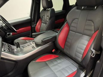 LAND ROVER RANGE ROVER SPORT 3.0 SD V6 Autobiography Dynamic SUV 5dr Diesel Auto 4WD Euro 6 (