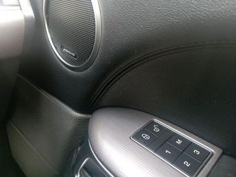 LAND ROVER RANGE ROVER SPORT 3.0 SD V6 HSE SUV 5dr Diesel Auto 4WD Euro 6 (s/s) (306 ps)