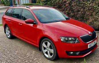 Skoda Octavia 1.6 TDI SE Sport Estate 5dr Diesel DSG Euro 6 (s/s) (110 ps)