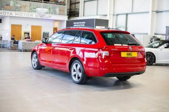 SKODA OCTAVIA 1.6 TDI SE Sport Estate 5dr Diesel DSG Euro 6 (s/s) (110 ps)
