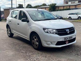 Dacia Sandero 1.2 Ambiance Hatchback 5dr Petrol Manual Euro 5 (75 ps)