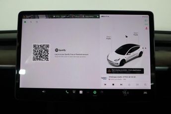 TESLA Model 3 (Dual Motor) Long Range Auto 4WDE 4dr