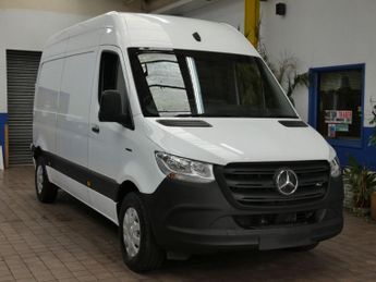 MERCEDES-BENZ eSprinter 55kWh Progressive Panel Van 5dr Electric Auto FWD L2 H2 20kW Cha