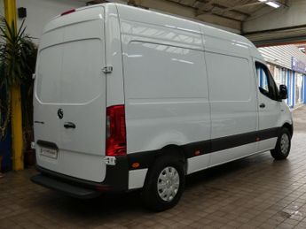 MERCEDES-BENZ eSprinter 55kWh Progressive Panel Van 5dr Electric Auto FWD L2 H2 20kW Cha