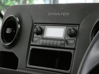MERCEDES-BENZ eSprinter 55kWh Progressive Panel Van 5dr Electric Auto FWD L2 H2 20kW Cha