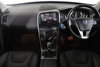 VOLVO XC60 2.4 D5 SE Lux Nav SUV 5dr Diesel Geartronic AWD Euro 5 (215 ps)