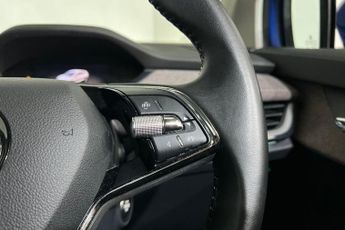 SKODA ENYAQ IV 62kWh 60 SUV 5dr Electric Auto (DC120kW) (179 ps) 13in Touchscre