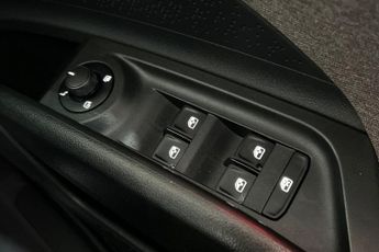 SKODA ENYAQ IV 62kWh 60 SUV 5dr Electric Auto (DC120kW) (179 ps) 13in Touchscre