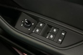 AUDI E-TRON 50 Technik SUV 5dr Electric Auto quattro 71.2kWh (313 ps) 360 De