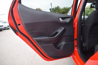 FORD FIESTA 1.0T EcoBoost MHEV Titanium Hatchback 5dr Petrol Hybrid DCT Euro