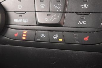 FORD FIESTA 1.0T EcoBoost MHEV Titanium Hatchback 5dr Petrol Hybrid DCT Euro