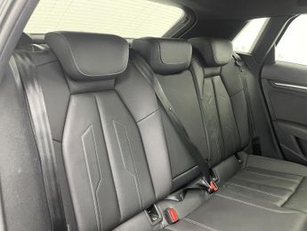 AUDI A3 1.0 TFSI 30 S line Sportback 5dr Petrol S Tronic Euro 6 (s/s) (1