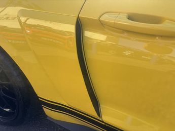 FORD MUSTANG GT 5.0