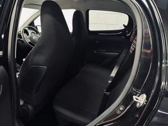 CITROEN C1 1.0 VTi Flair Hatchback 5dr Petrol Manual Euro 6 (s/s) (72 ps)