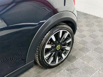 MINI Electric Hatch Cooper SE 32.6kWh Level 3 Hatchback 3dr Electric Auto (184 ps)