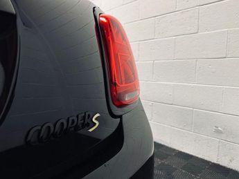 MINI Electric Hatch Cooper SE 32.6kWh Level 3 Hatchback 3dr Electric Auto (184 ps)