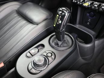 MINI Electric Hatch Cooper SE 32.6kWh Level 3 Hatchback 3dr Electric Auto (184 ps)