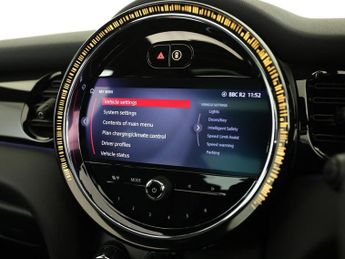 MINI Electric Hatch Cooper SE 32.6kWh Level 3 Hatchback 3dr Electric Auto (184 ps)
