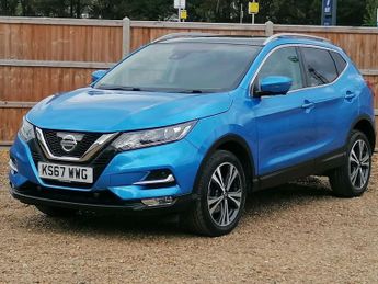 Nissan Qashqai 1.6 DIG-T N-Connecta SUV 5dr Petrol Manual Euro 6 (s/s) (163 ps)
