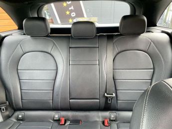 MERCEDES-BENZ GLC 2.1 GLC250d AMG Line (Premium) SUV 5dr Diesel G-Tronic 4MATIC Eu