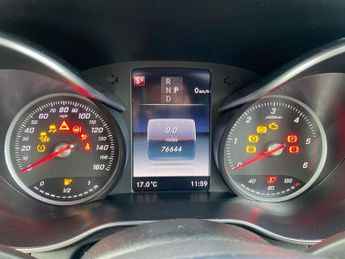 MERCEDES-BENZ GLC 2.1 GLC250d AMG Line (Premium) SUV 5dr Diesel G-Tronic 4MATIC Eu
