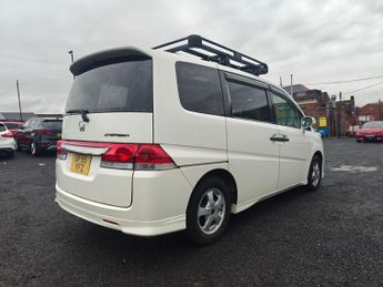 HONDA STEPWAGON 2L 