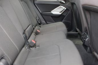 AUDI Q3 2.0 TDI 35 Sport SUV 5dr Diesel S Tronic Euro 6 (s/s) (150 ps)