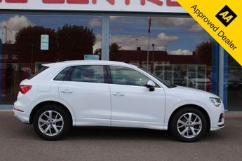 AUDI Q3 2.0 TDI 35 Sport SUV 5dr Diesel S Tronic Euro 6 (s/s) (150 ps)