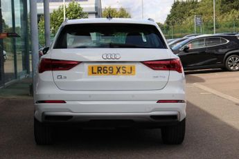 AUDI Q3 2.0 TDI 35 Sport SUV 5dr Diesel S Tronic Euro 6 (s/s) (150 ps)
