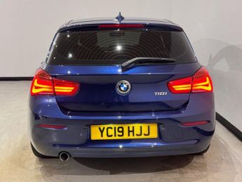 BMW 1 SERIES 1.5 118i SE Business Hatchback 5dr Petrol Auto Euro 6 (s/s) (136