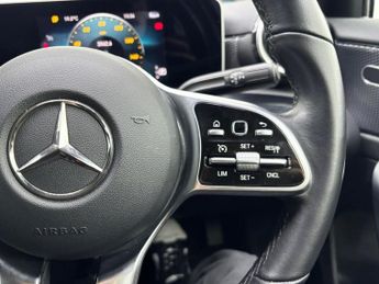 MERCEDES-BENZ A-CLASS 1.3 A180 Sport (Executive) Hatchback 5dr Petrol 7G-DCT Euro 6 (s