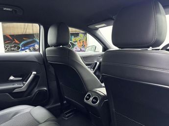 MERCEDES-BENZ A-CLASS 1.3 A180 Sport (Executive) Hatchback 5dr Petrol 7G-DCT Euro 6 (s