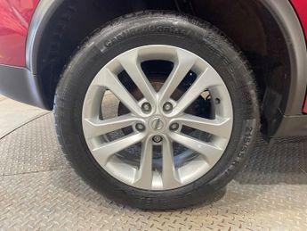 NISSAN JUKE 1.6 N-Connecta SUV 5dr Petrol XTRON Euro 6 (117 ps)