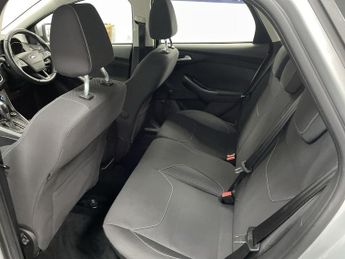 FORD FOCUS 1.5 TDCi Zetec Estate 5dr Diesel Powershift Euro 6 (s/s) (120 ps
