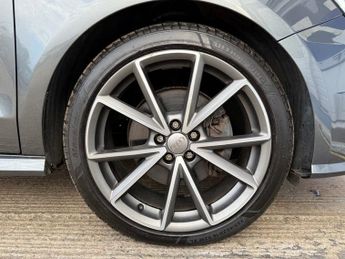 AUDI A1 1.4 TFSI CoD Black Edition Hatchback 3dr Petrol S Tronic Euro 6 