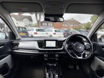 KIA STONIC 1.0 T-GDi 3 SUV 5dr Petrol DCT Euro 6 (s/s) (118 bhp)