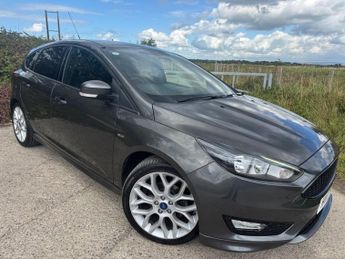 Ford Focus 1.5 TDCi ST-Line Hatchback 5dr Diesel Manual Euro 6 (s/s) (120 p