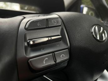 HYUNDAI IONIQ 1.6 h-GDi Premium SE Hatchback 5dr Petrol Hybrid DCT Euro 6 (s/s