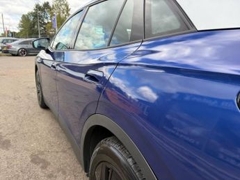 VOLKSWAGEN ID.4 Pure 52kWh Life SUV 5dr Electric Auto (148 ps)