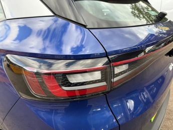 VOLKSWAGEN ID.4 Pure 52kWh Life SUV 5dr Electric Auto (148 ps)