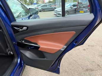 VOLKSWAGEN ID.4 Pure 52kWh Life SUV 5dr Electric Auto (148 ps)