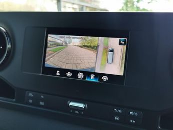 MERCEDES-BENZ SPRINTER 315 2.0 CDI 3.5T FWD L2 H2 PREMIUM 9G PanelVan