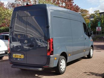 MERCEDES-BENZ SPRINTER 315 2.0 CDI 3.5T FWD L2 H2 PREMIUM 9G PanelVan