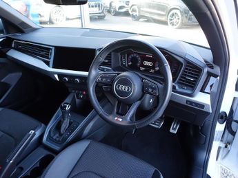 AUDI A1 2.0 TFSI 40 S line Competition Sportback 5dr Petrol S Tronic Eur