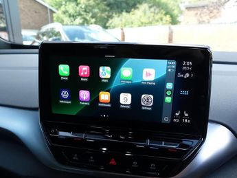 VOLKSWAGEN ID.4 Pure 52kWh Life SUV 5dr Electric Auto (148 ps)