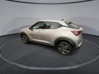 NISSAN JUKE 1.0 DIG-T N-Connecta SUV 5dr Petrol DCT Auto Euro 6 (s/s) (114 p