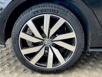 VOLKSWAGEN GOLF 1.4 TSI 8.7kWh GTE Advance Hatchback 5dr Petrol Plug-in Hybrid D