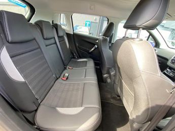 PEUGEOT 2008 1.6 VTi Allure SUV 5dr Petrol Auto Euro 5 (120 ps)